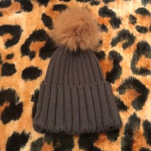 Gray Pom Pom hat